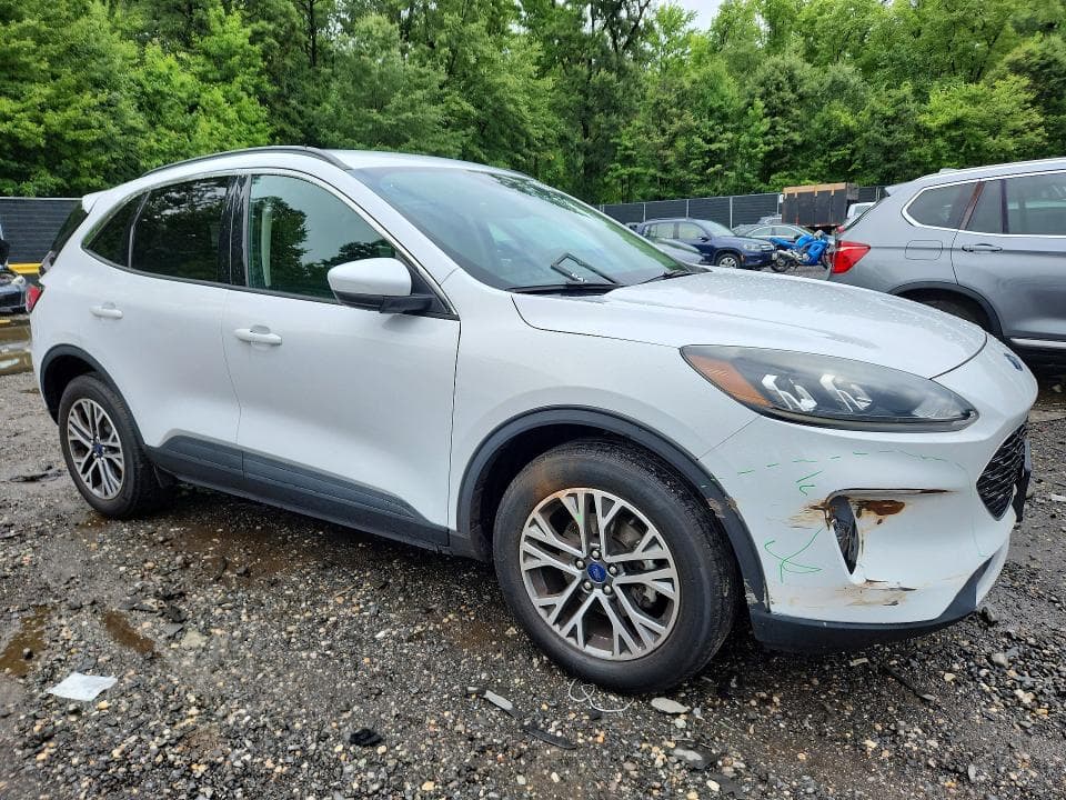 2020 FORD ESCAPE SEL 4