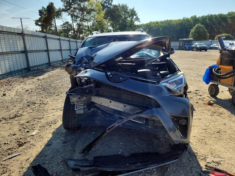 2017 TOYOTA RAV4 LIMITED 5