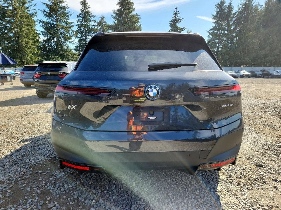 2022 BMW IX XDRIVE50 6
