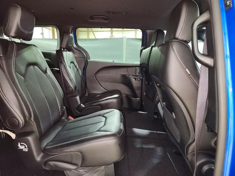 2027 CHRYSLER PACIFICA SELECT 11
