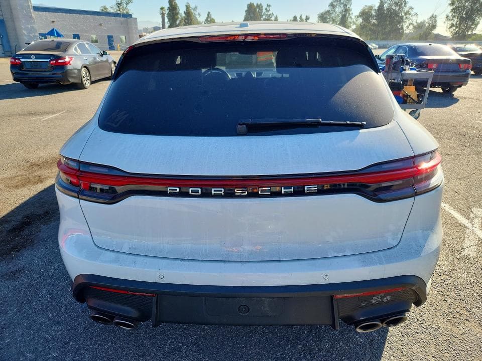 2022 PORSCHE MACAN 6