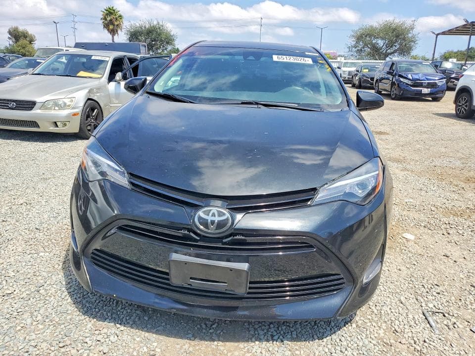 2017 TOYOTA COROLLA XLE 5