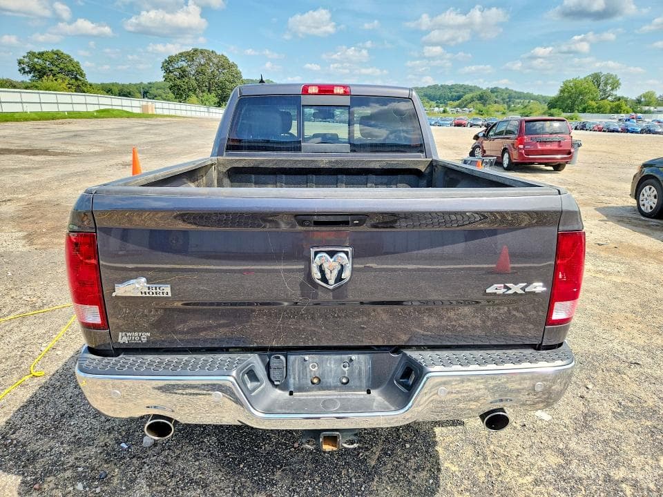 2018 RAM 1500 SLT 6