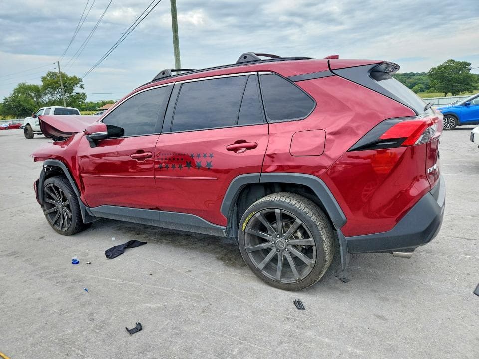 2024 TOYOTA RAV4 XLE 2