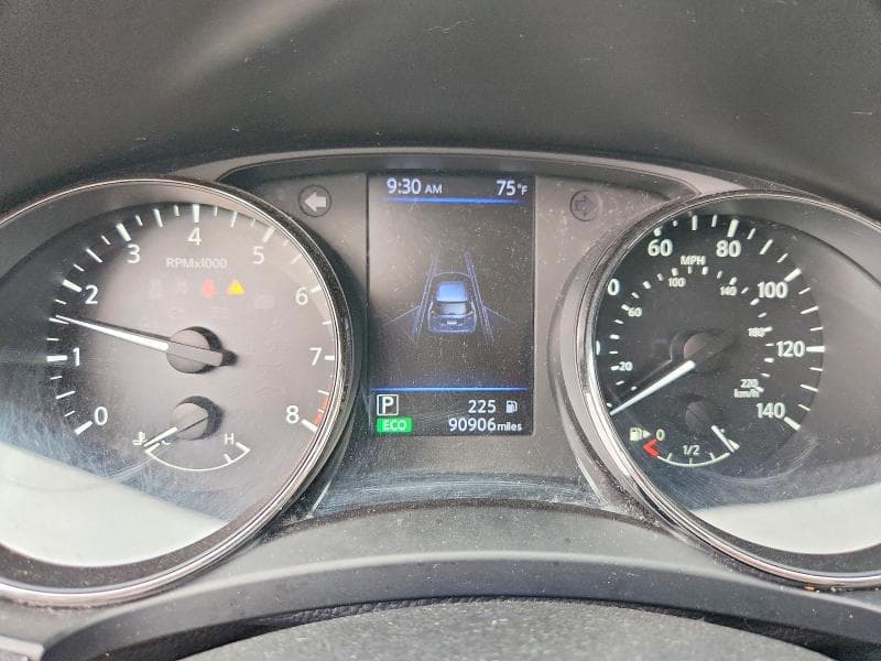 2019 NISSAN ROGUE S 9