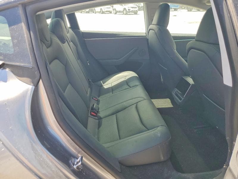 2025 TESLA MODEL 3 11