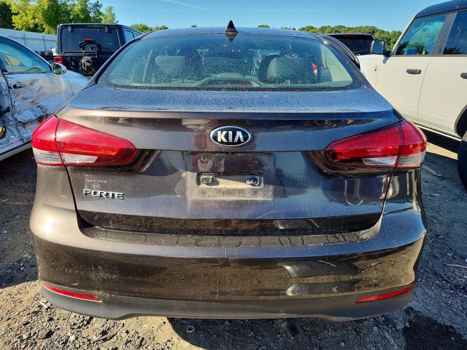 2018 KIA FORTE LX 6