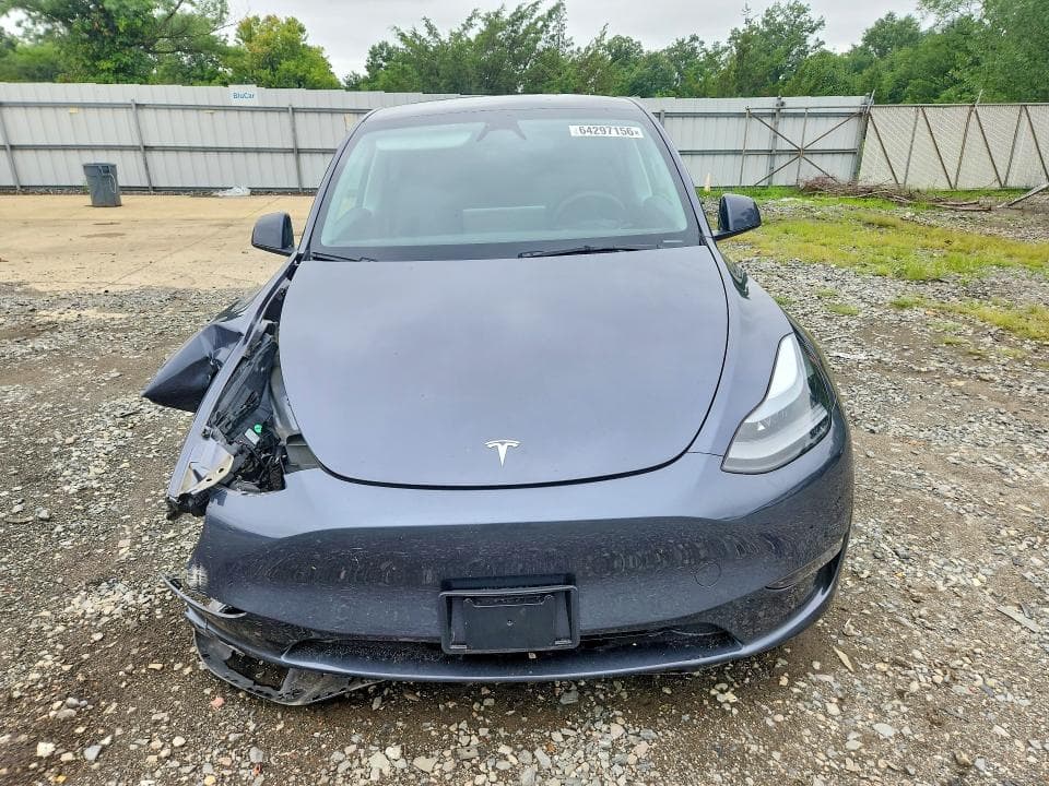 2023 TESLA MODEL Y 5