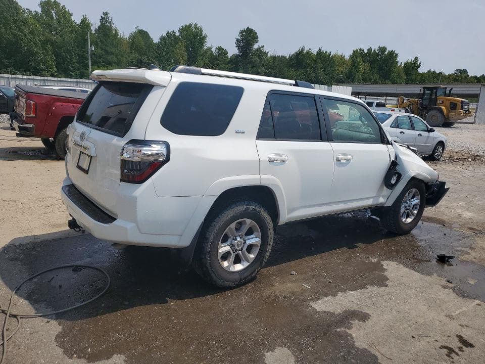 2021 TOYOTA 4RUNNER SR5 3