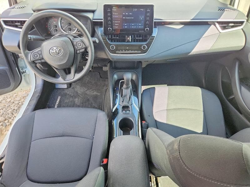 2021 TOYOTA COROLLA LE 8