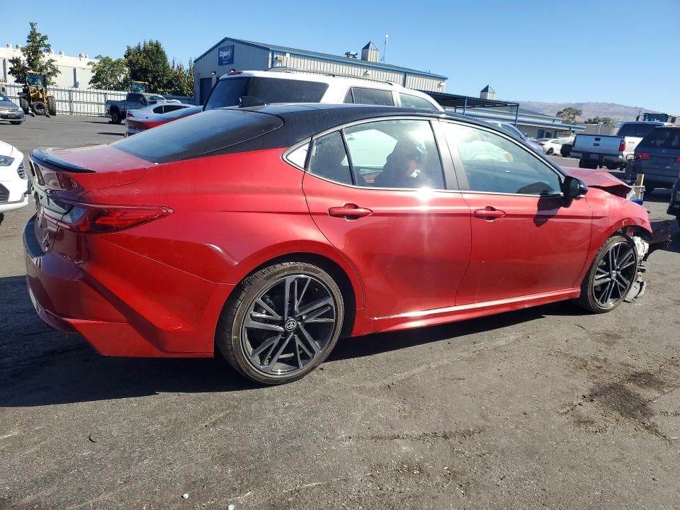 2025 TOYOTA CAMRY XSE 3