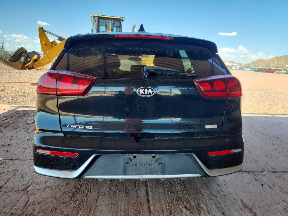 2017 KIA NIRO FE 6