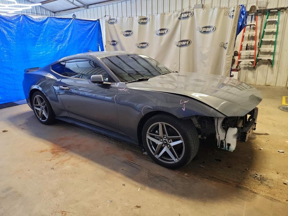2024 FORD MUSTANG 4