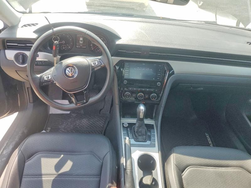 2021 VOLKSWAGEN PASSAT SE 8