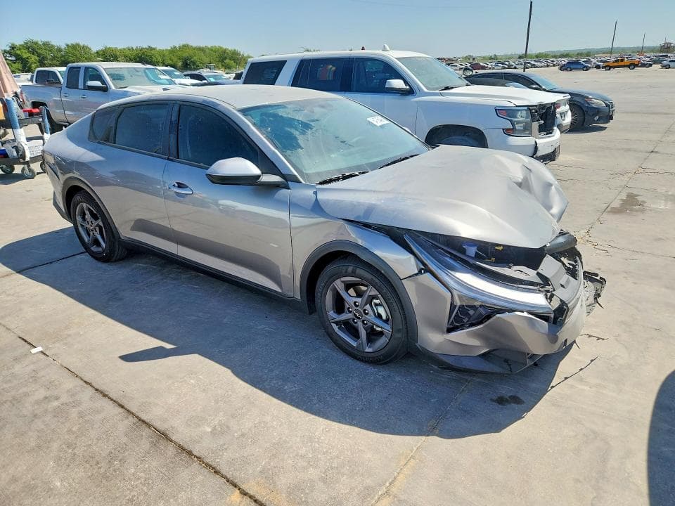 2026 KIA K4 LXS 4