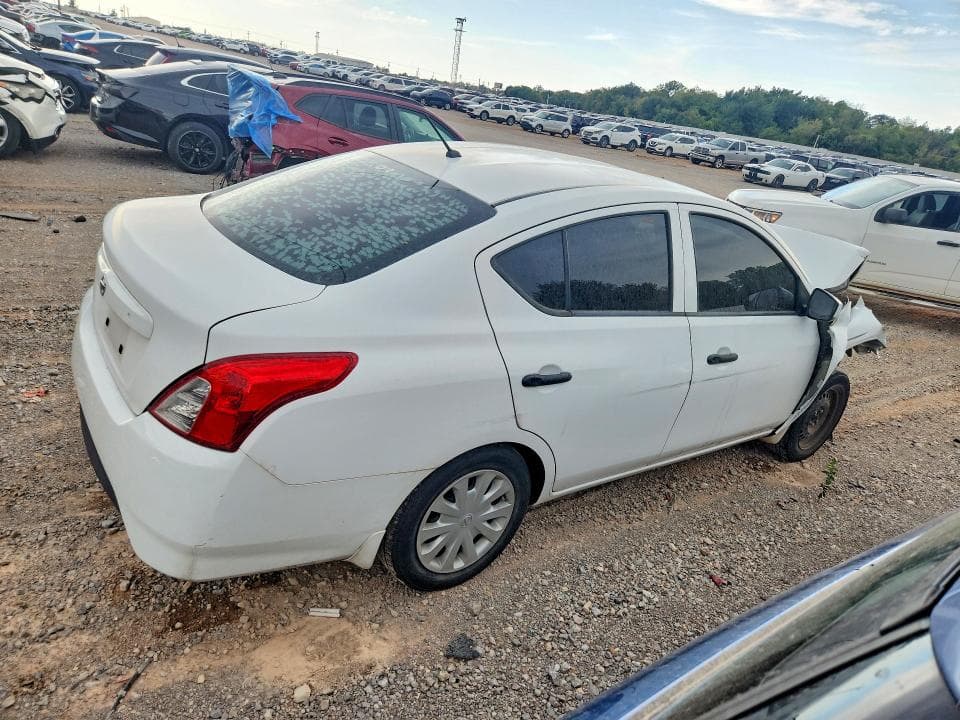 2019 NISSAN VERSA S 3