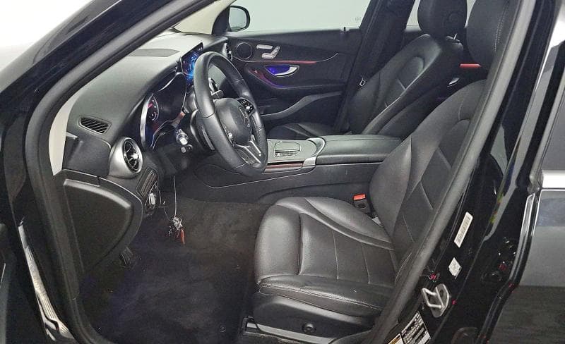 2022 MERCEDES-BENZ GLC 300 12