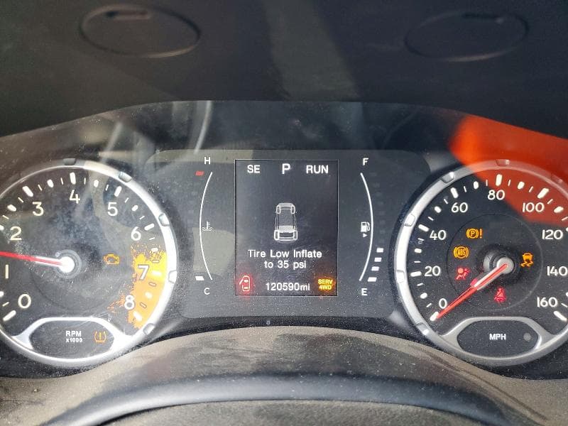 2018 JEEP RENEGADE LATITUDE 9