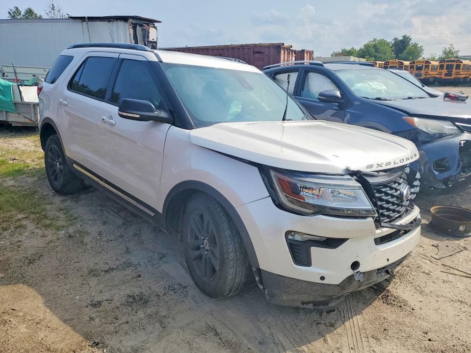 2018 FORD EXPLORER XLT 4