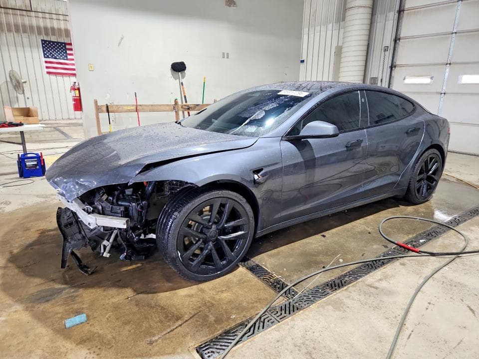 2022 TESLA MODEL S