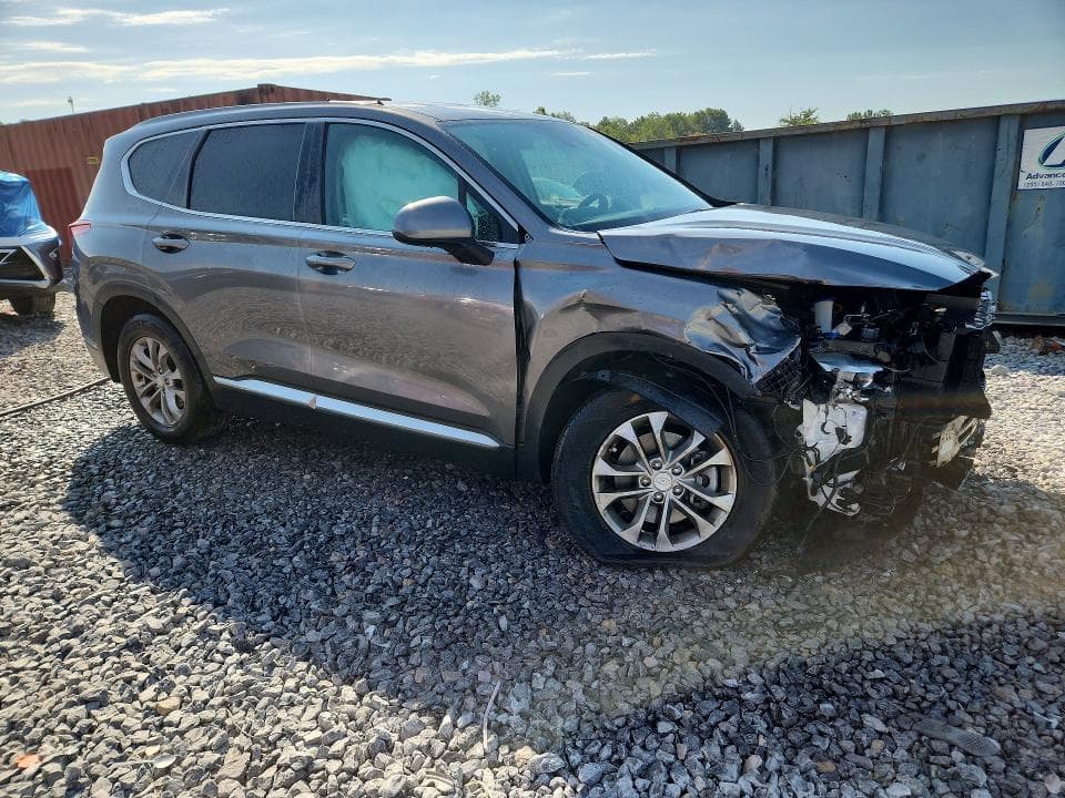 2019 HYUNDAI SANTA FE SE 4