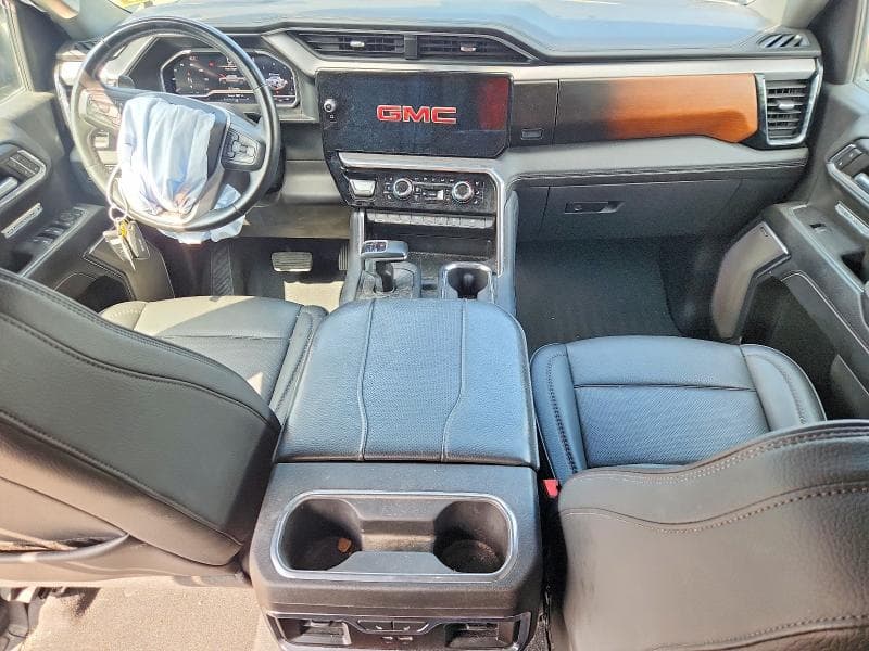 2024 GMC SIERRA K1500 DENALI 8