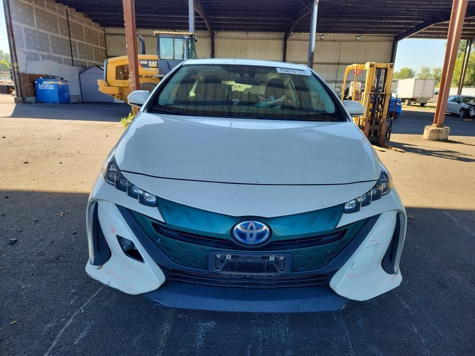 2017 TOYOTA PRIUS PRIME PREMIUM 5