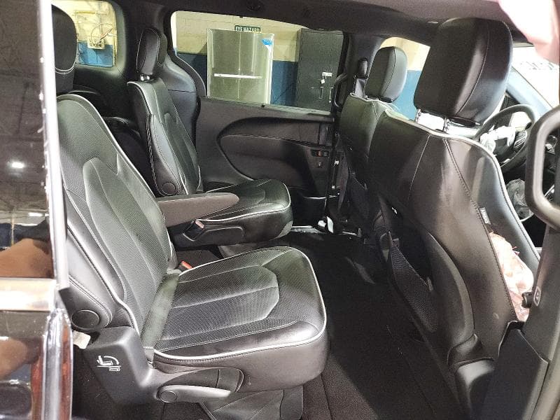 2026 CHRYSLER PACIFICA LIMITED 11