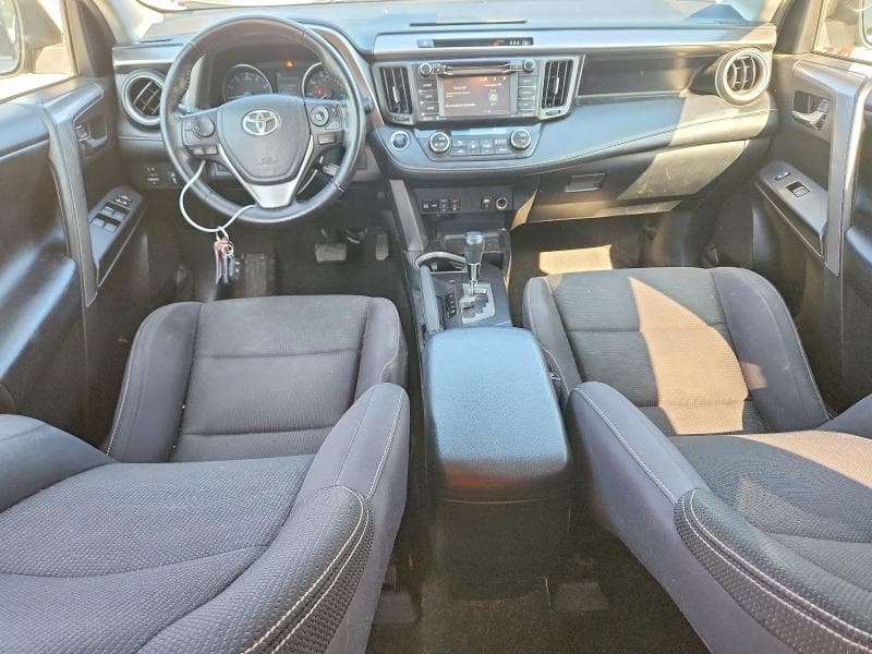 2018 TOYOTA RAV4 XLE 8