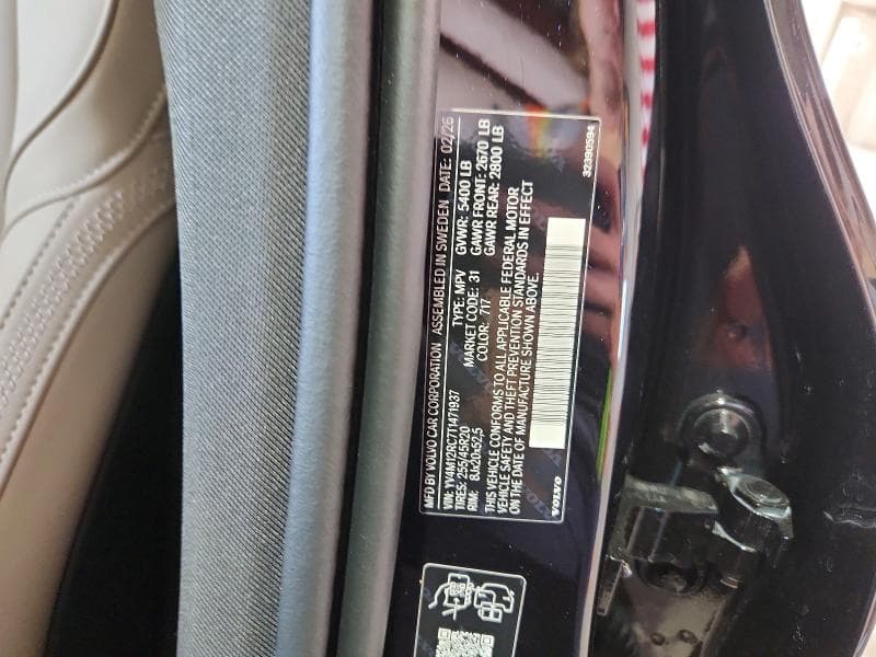 2026 VOLVO XC60 PLUS 14