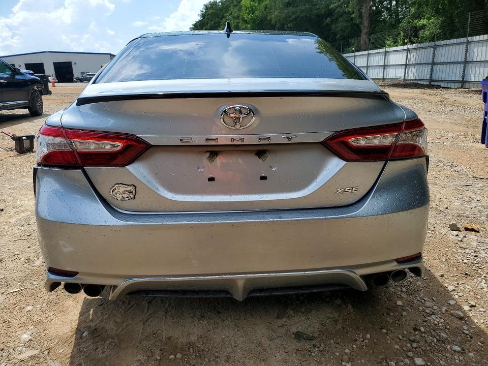 2019 TOYOTA CAMRY XSE 6