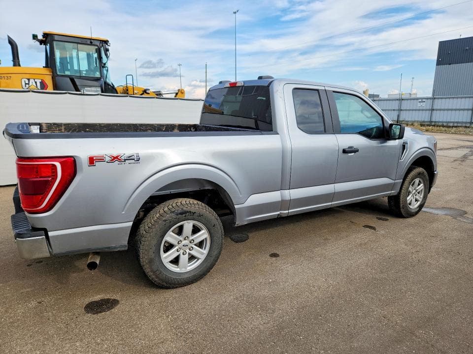 2023 FORD F150 XLT 3