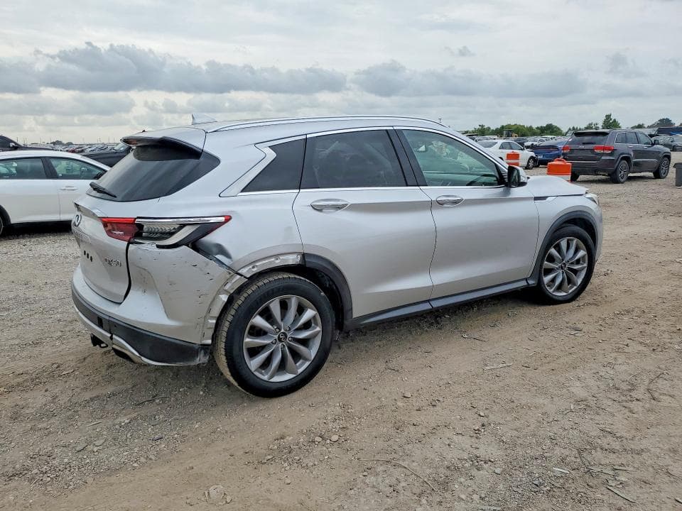 2021 INFINITI QX50 LUXE 3