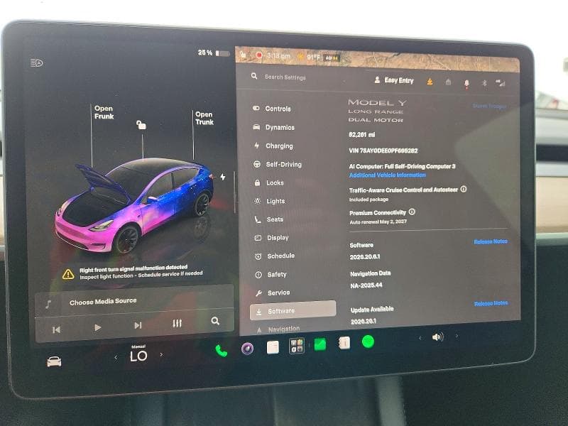 2023 TESLA MODEL Y 9