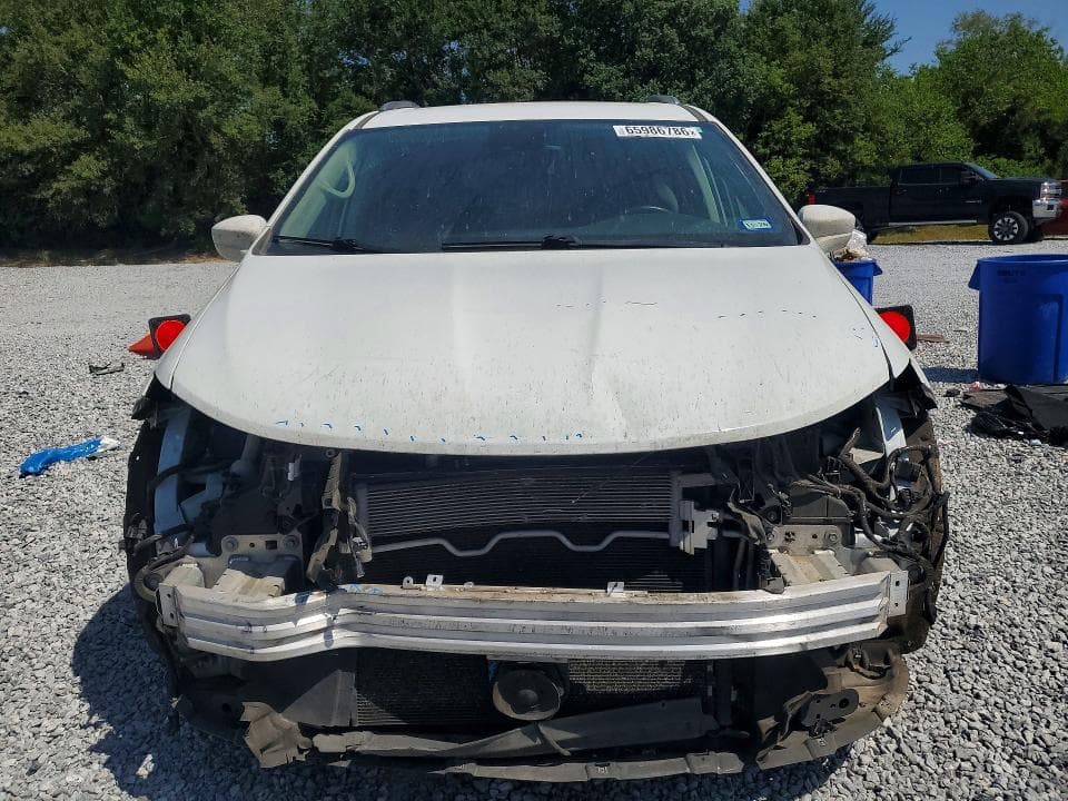 2019 CHRYSLER PACIFICA TOURING L 5