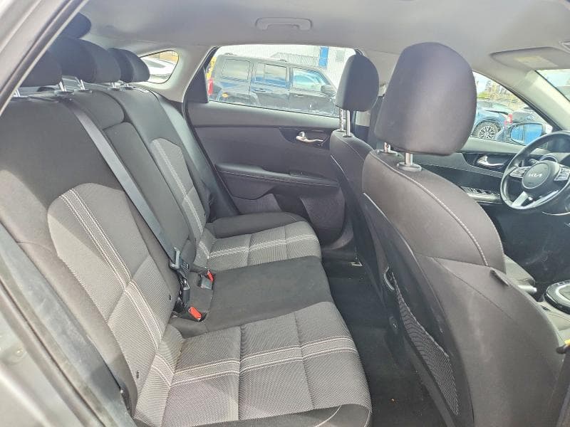 2022 KIA FORTE EX 10