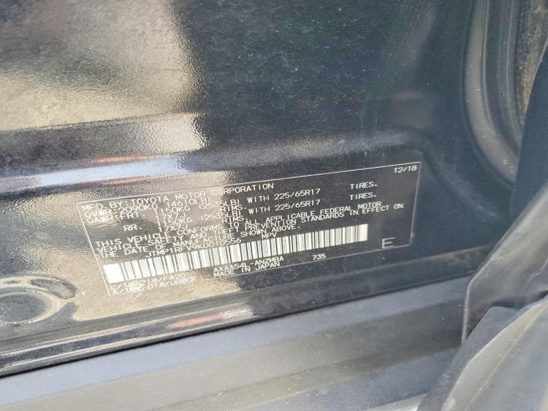 2019 TOYOTA RAV4 XLE 13