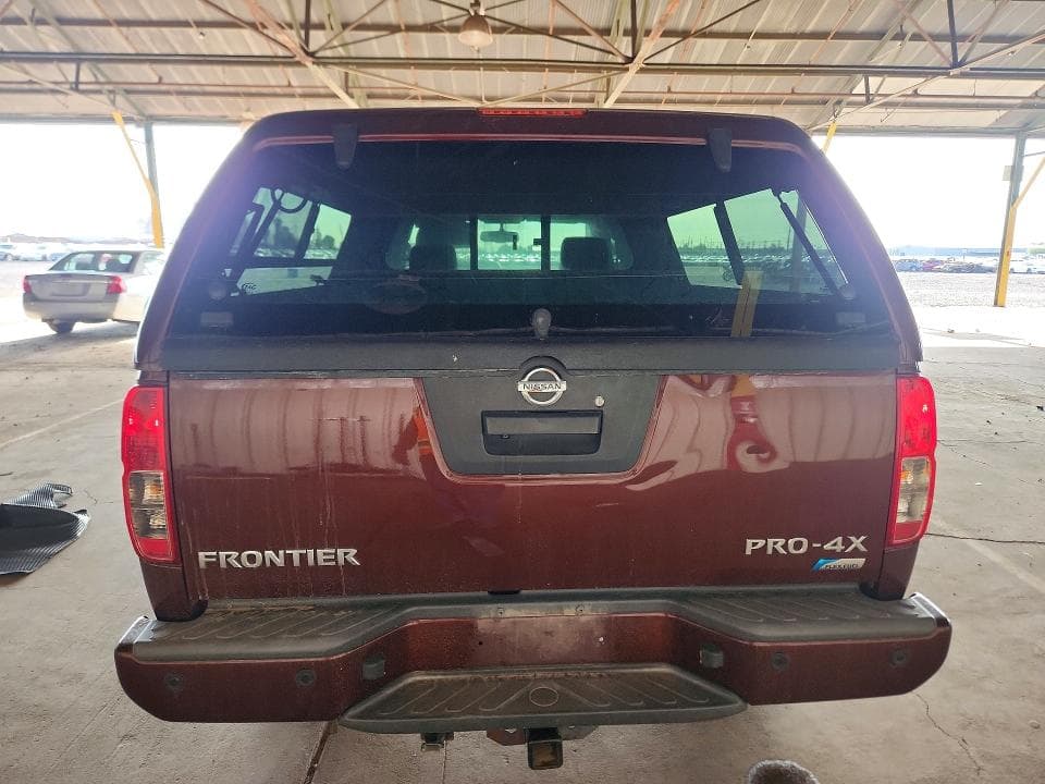 2017 NISSAN FRONTIER PRO-4X 6