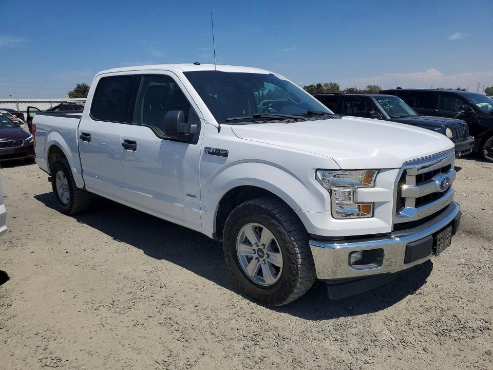 2017 FORD F150 SUPERCREW 4