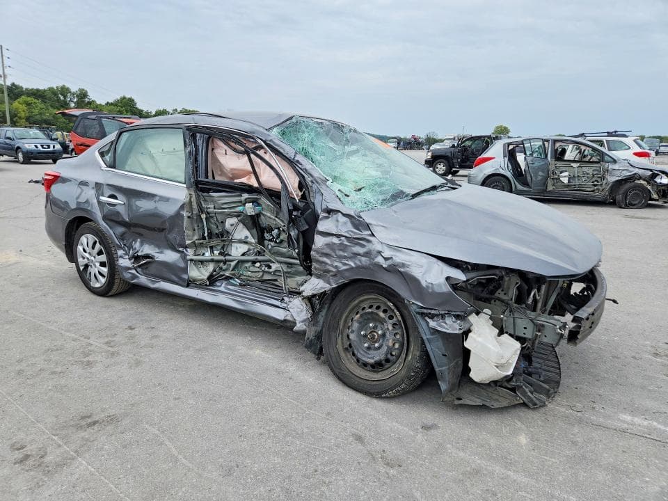 2019 NISSAN SENTRA S 4