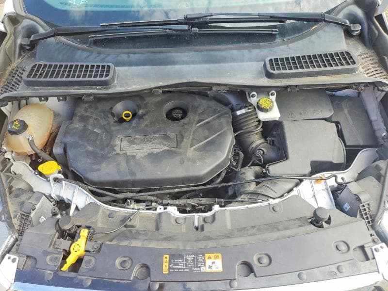 2017 FORD ESCAPE SE 11