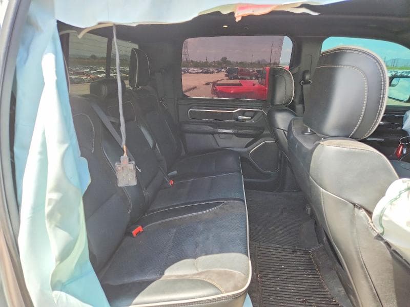 2025 RAM 1500 LARAMIE 10