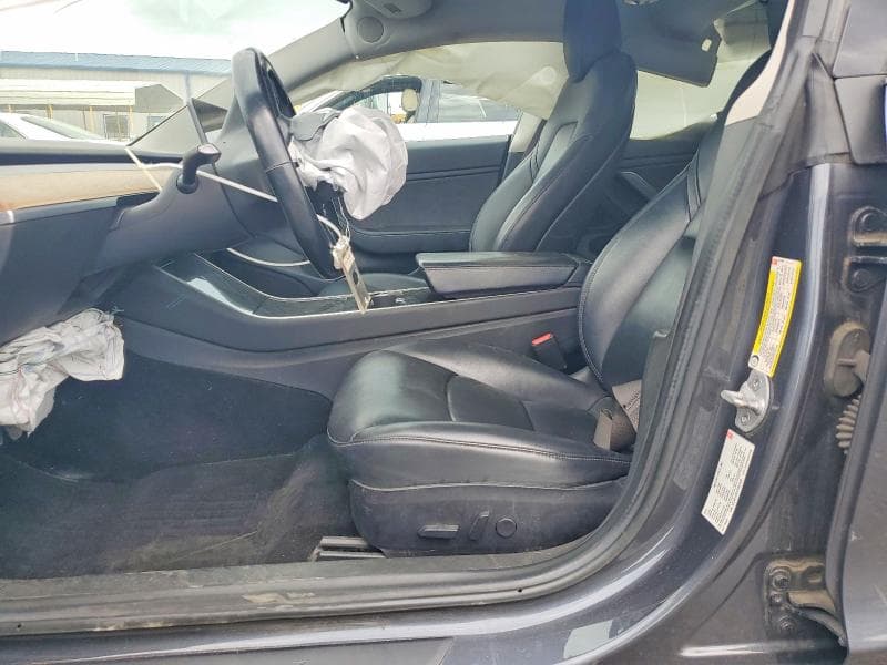 2018 TESLA MODEL 3 7
