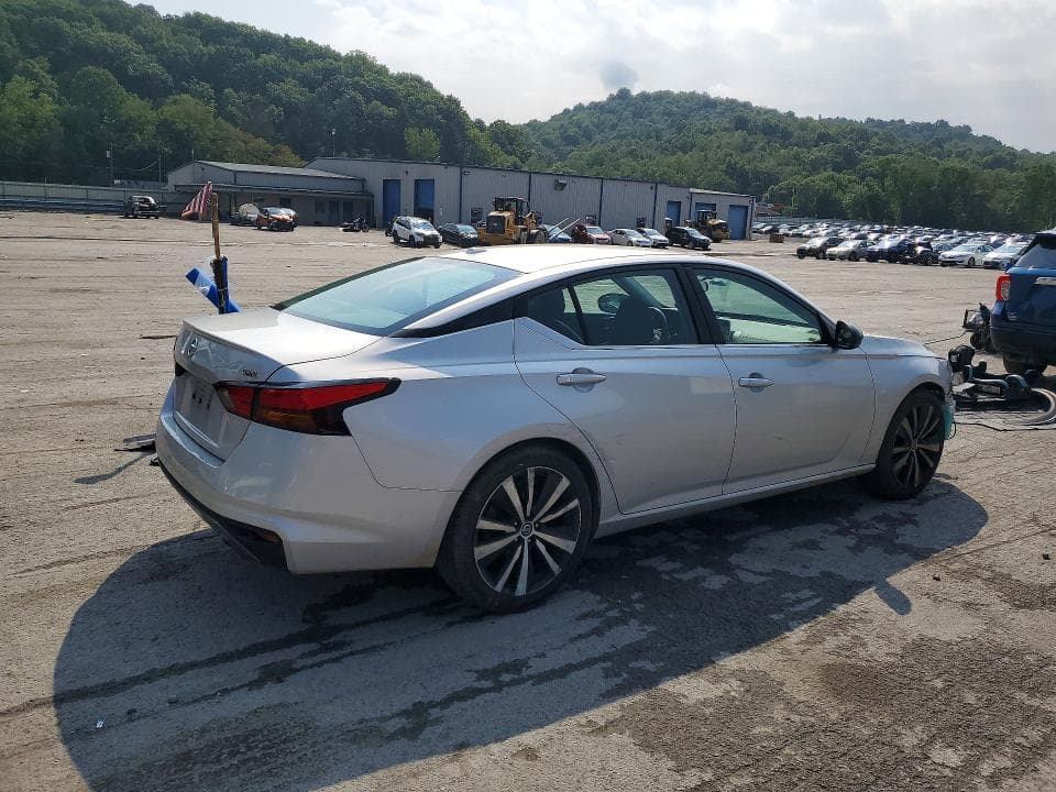 2019 NISSAN ALTIMA SR 3