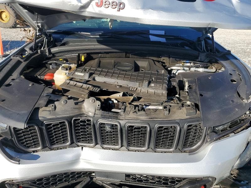 2022 JEEP GRAND CHEROKEE TRAILHAWK 12