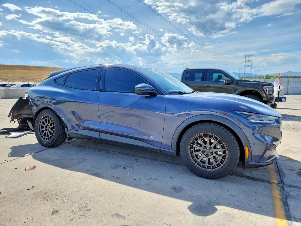 2021 FORD MUSTANG MACH-E SELECT 4