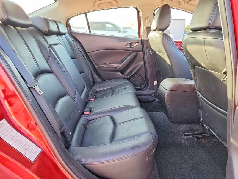 2018 MAZDA 3 TOURING 10