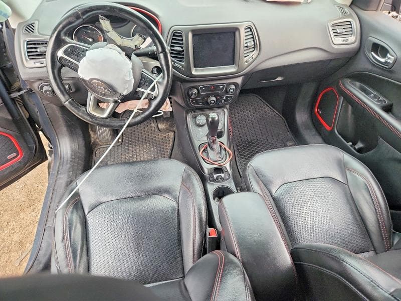 2018 JEEP COMPASS TRAILHAWK 8