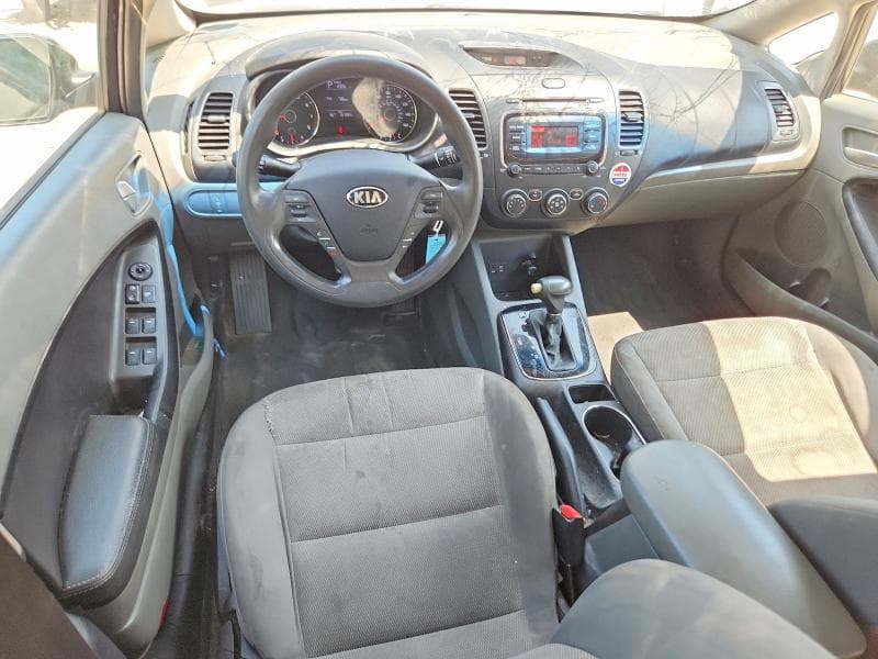 2017 KIA FORTE LX 8