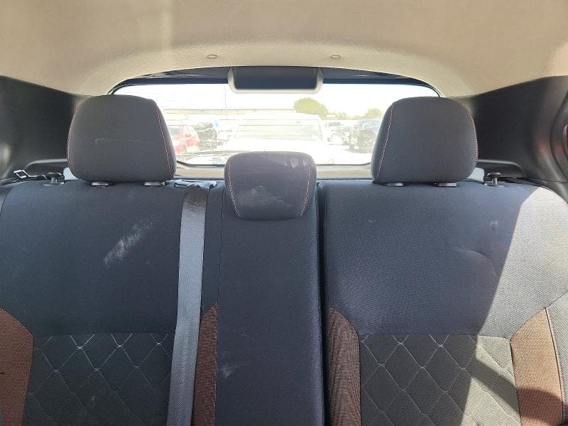 2018 NISSAN KICKS S 10